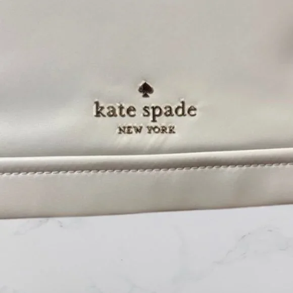 NWT Kate Spade New York Chelsea Large Duffle Crossbody Platinum Grey - Picture 9 of 13